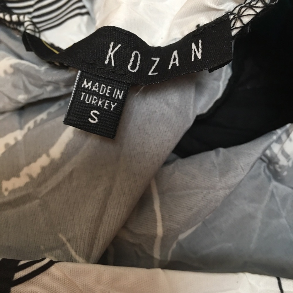 Kozan bubble hem dress graphic print funnel neck small - Picture 8 of 9